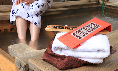 足湯に浸かり一息